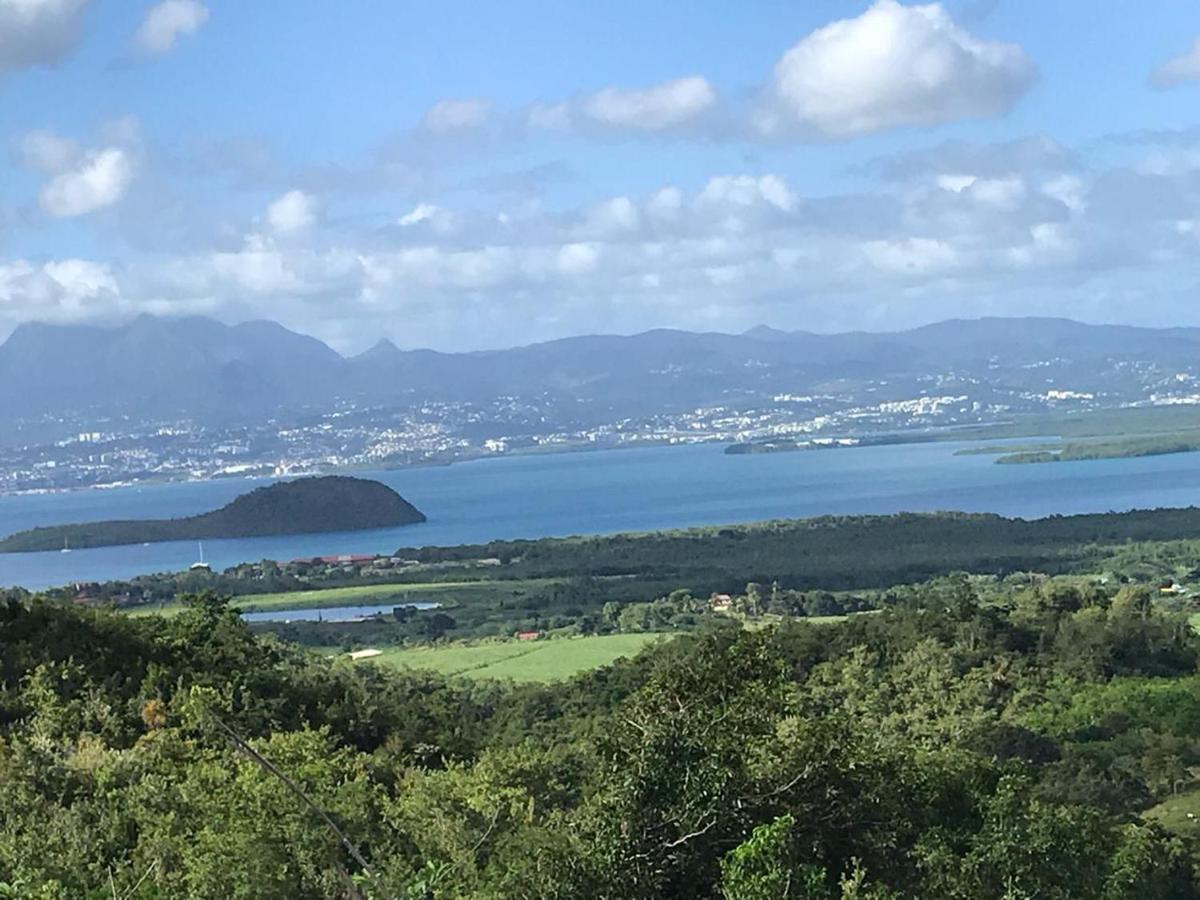 Villa 1 De Standing 80M2 Avec Piscine Et Vue Imprenable Sur La Mer Et Sur La Campagne Riviere-Salee Esterno foto